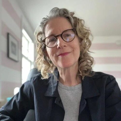 Melissa Dubroff, MD providing mental health support at Confluence Behavioral Health.