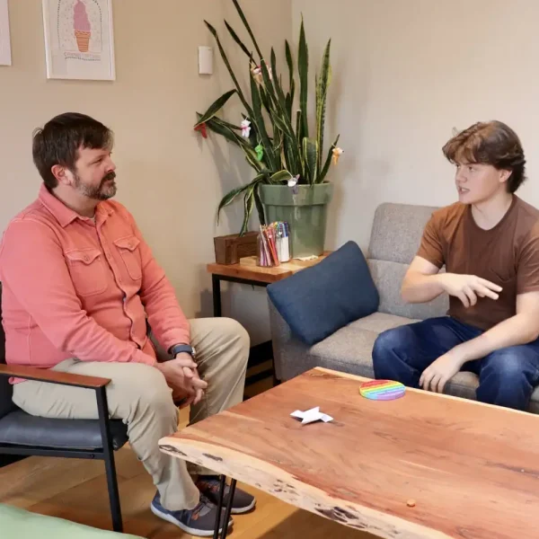 Supportive counseling session at Confluence Behavioral Health for transitional living.